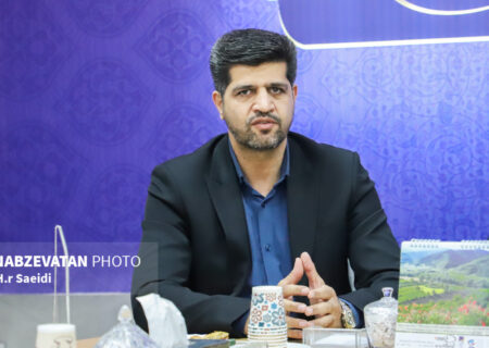 آماده‌باش آتش‌نشانی زرین شهر در  چهارشنبه پایان سال/نقش کلیدی والدین در کاهش حوادث