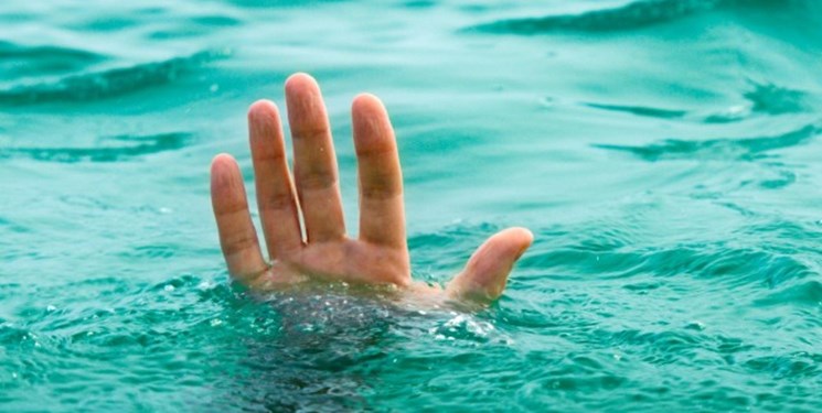 یک مرد در پارک ساحلی زرین‌شهر غرق شد