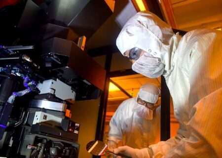 آمریکا در پشت ماسک تحریم، سومین مشتری تجهیزات نانوفناوری ایران است