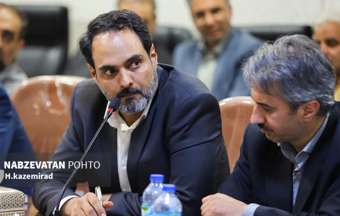 اجرای ۱۸۵ میلیارد ریال آسفالت در فولادشهر