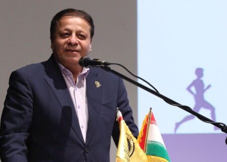 بازگشت آرام ساکت به سپاهان