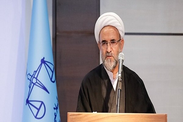 برای میثم لطیفی حکم انفصال از خدمات دولتی صادر نشده است