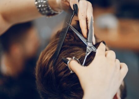 مهربانی به سبک آرایشگران شهرستان لنجان