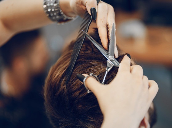 مهربانی به سبک آرایشگران شهرستان لنجان