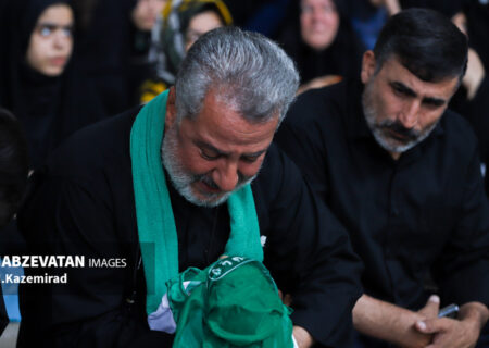 همایش شیرخوارگان حسینی در زرین‌شهر برگزار شد