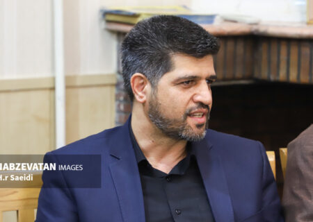 خبرنگاران می‌توانند با آگاهی بخشی موجب توسعه و آبادانی خطه طلایی ایران شوند