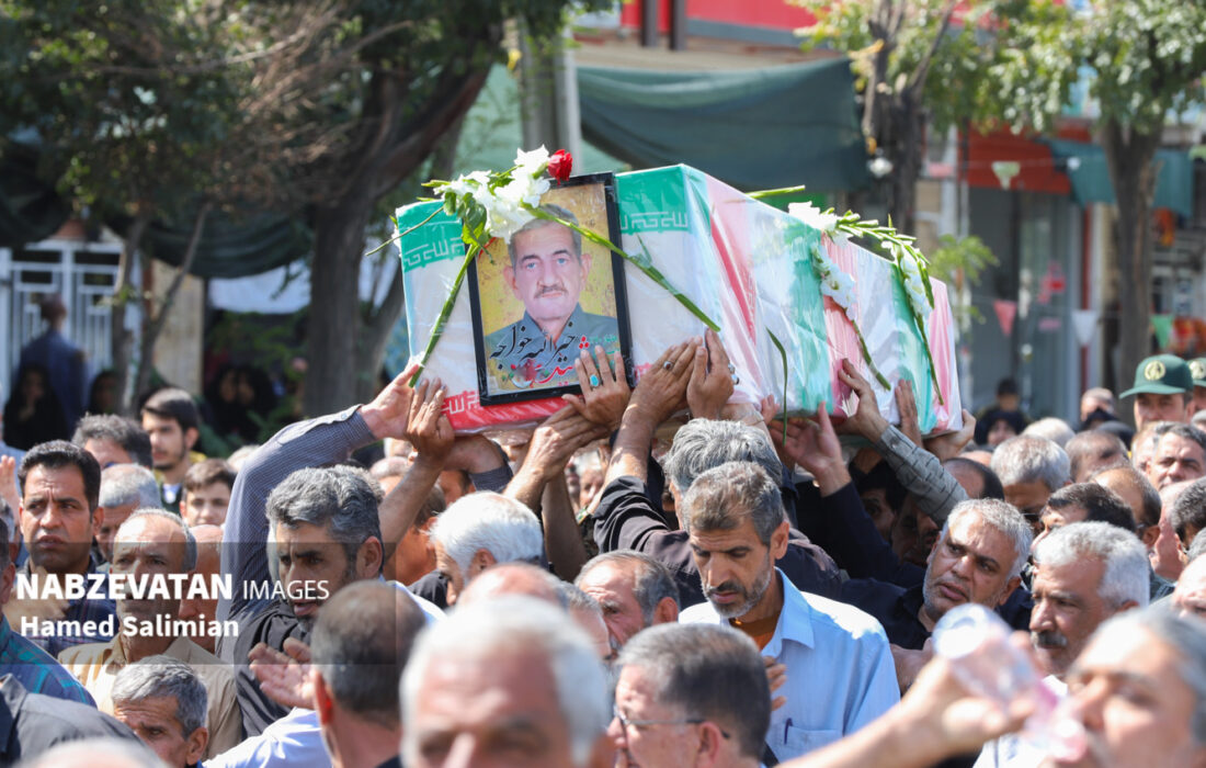 حضور پرشور مردم در مراسم تشییع شهید خواجه، نشان از دلدادگی آنان به شهدا است