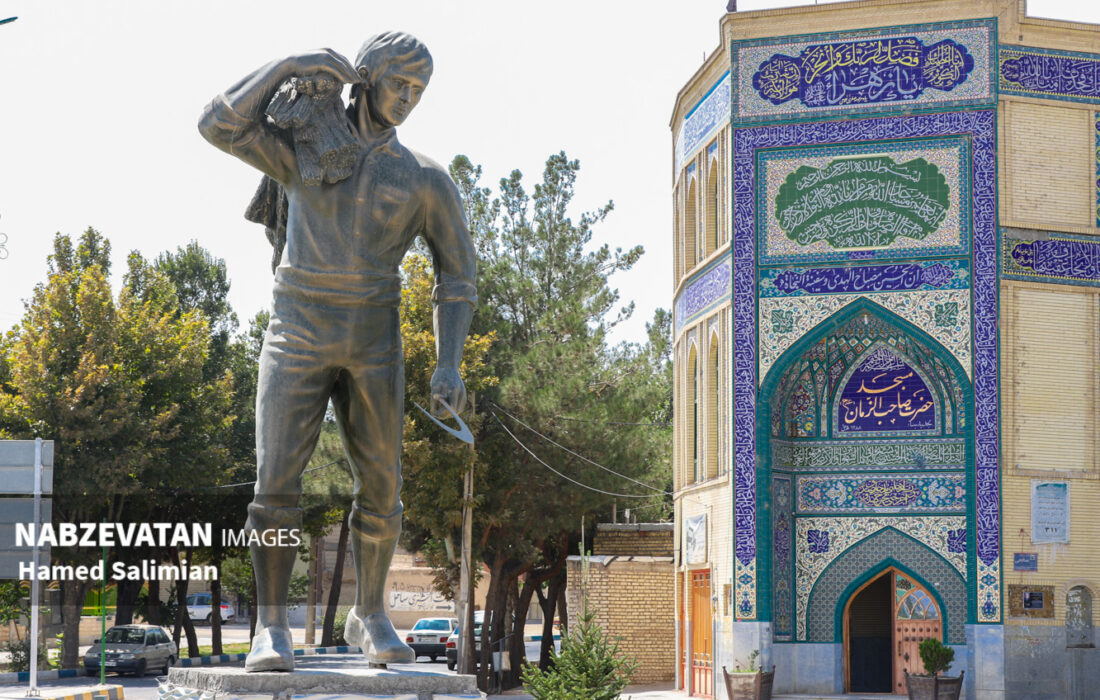 فصل کاشت و برداشت برنج در شهر سده لنجان فرصتی برای تقویت گردشگری