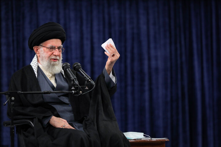 رهبر انقلاب: آمریکا به این نتیجه رسیده که در ایران چند نقطۀ بحران‌ساز وجود دارد