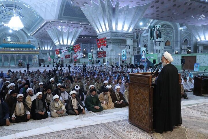 تجدید میثاق مسئولان سازمان عقیدتی سیاسی ارتش با آرمانهای امام خمینی(ره)