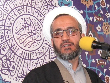 آتش نشانان مدافعان امنیت و آرامش شهر هستند