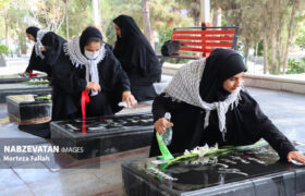 تجدید میثاق دانش‌آموزان ورنامخواست با شهدای دفاع مقدس