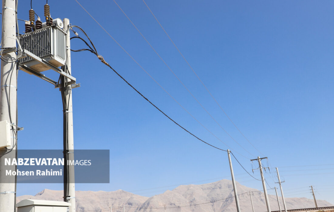 تسریع روند اجرای پروژه برق فشار ضعیف شهرک مشاغل کارگاهی زرینشهر