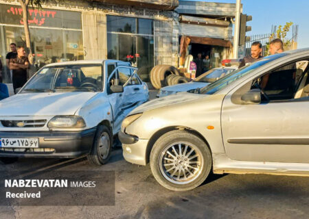 برخورد شدید خودرو سواری پراید و پژو ۲۰۶ در بلوار جانبازان ۲ مصدوم داشت+تصاویر