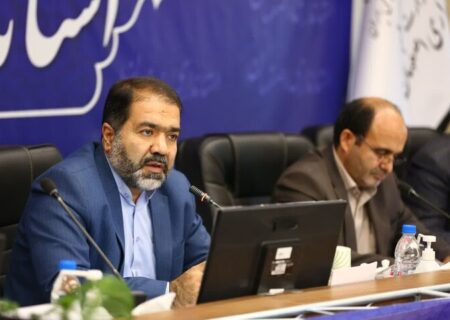 تاکید استاندار اصفهان بر توسعه اقتصاد «گردشگری» و «دانش‌بنیان»