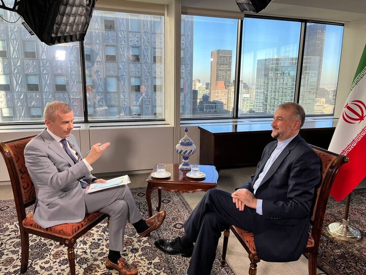 امیرعبداللهیان در مصاحبه با بلومبرگ: با رویه آمریکا بازشدن جبهههای جدید اجتنابناپذیر است