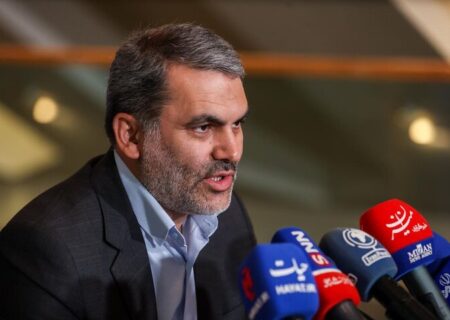 زنگنه:همان‌سازی حقوق بازنشستگان تا پایان برنامه هفتم محقق می‌شود