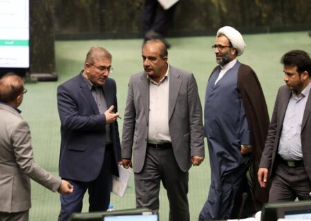 امکان اقامت و اشتغال نخبگان بین‌المللی در کشورمان فراهم می‌شود