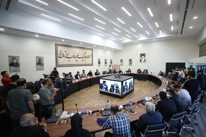 مراسم تجلیل از کشتیگیران مدالآور با حضور وزیر ورزش برگزار شد