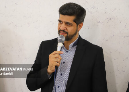 رشد و بالندگی دانش و فرهنگ با تکیه بر فرهنگ کتابخوانی محقق خواهد شد