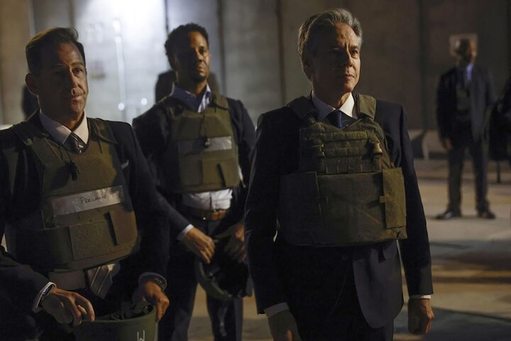 پوشیدن جلیقه ضدگلوله توسط بلینکن شرمآور بود