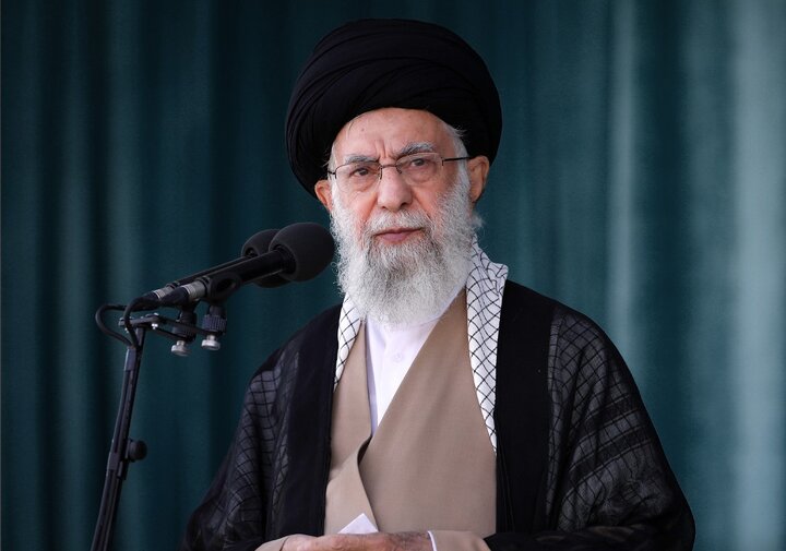 رهبر انقلاب: نیازمند پایگاه فکری تهاجمی برای پاسخ به شبهات هستیم