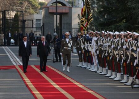استقبال رسمی معاون اول رئیس جمهور از نخست وزیر سوریه