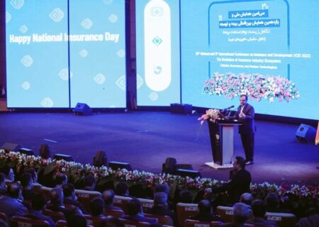 خاندوزی: کروکی‌ها و کنترل نرخ‌شکنی‌ها، گام‌های جدید در بیمه کشور آنلاین‌ شدند