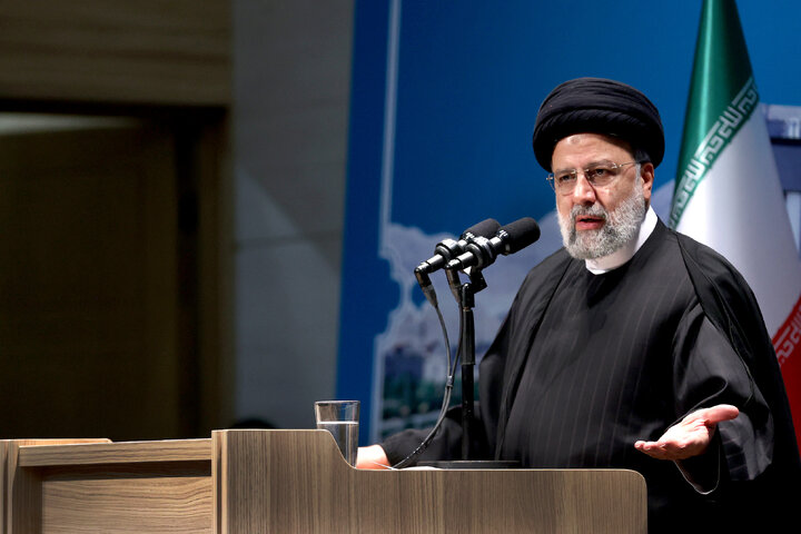 آیت الله رئیسی: ایران دارای دست برتر در علوم انسانی است