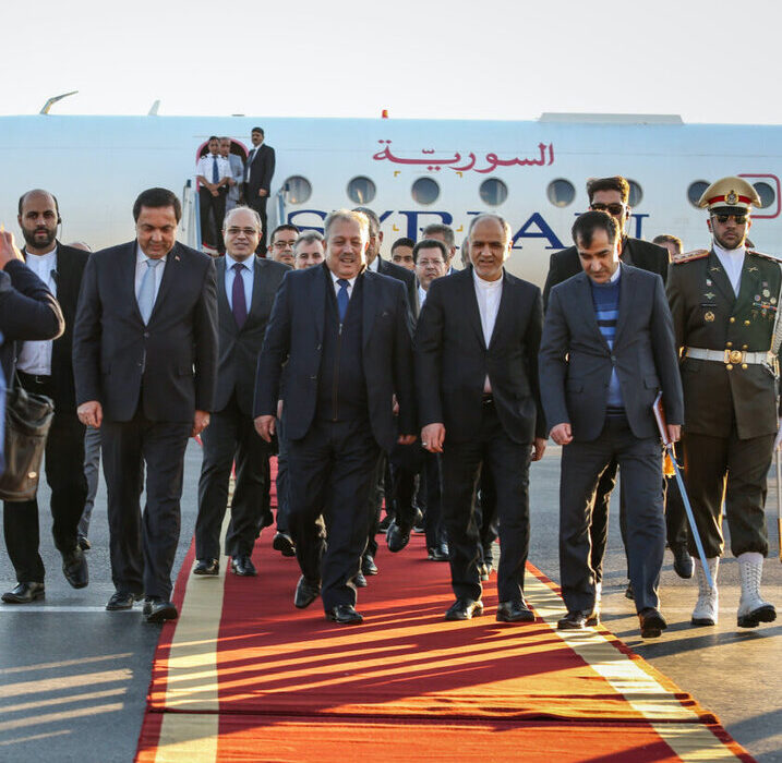 نخست وزیر سوریه وارد ایران شد