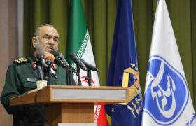 سردار سلامی: جوانان امدادگر خالق افتخارات/ ملت ایران شکستناپذیر است