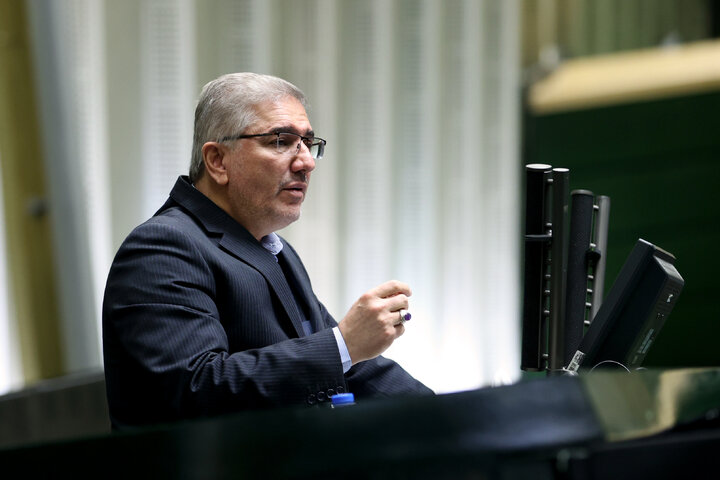 منظور: منابع متناسب‌سازی حقوق بازنشستگان تامین می‌شود