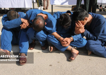 دستگیری باند سارقان حرفه‌ای مغازه در لنجان