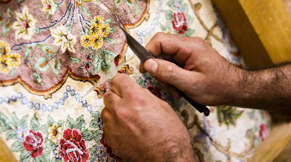 باند فروش غیرمجاز صنایع دستی در اینستاگرام منهدم شد