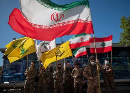 گاردین: ایران قدرت بزرگ منطقه است، نه آمریکا