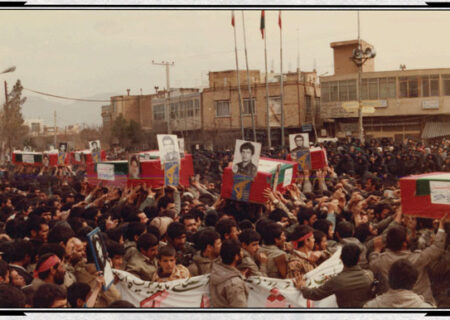 ۲۹ دی ماه نمونه‌ای زیبا و الگویی درخشان در تاریخ لنجان