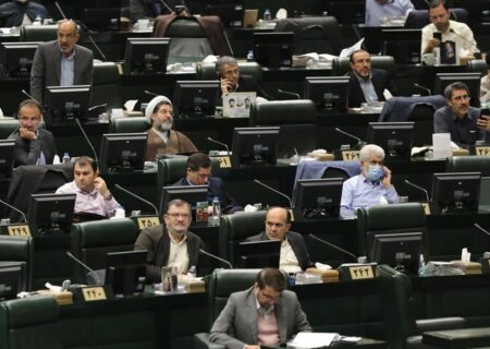 مشکلات فعالان ناوگان حمل و نقل بار جاده‌ای در مجلس بررسی شد