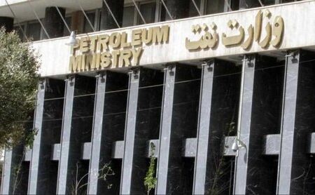 وزارت نفت مکلف به سرمایه‌گذاری در پروژه‌های اولویت‌دار شد