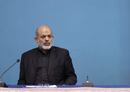 وحیدی: رئیس جمهور و وزیر امور خارجه الگویی برای خدمت و دیپلماسی شجاعانه هستند