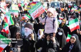 حماسه حضور مردم زرین شهر در یوم‌الله ۲۲ بهمن