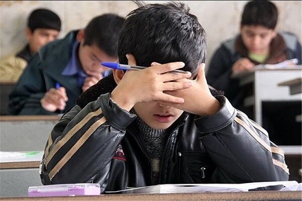 ۳۰۰ دانش آموز برتر خانواده‌های زندانی در اصفهان تجلیل شدند