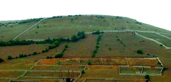 ۱۱۰۰ مترمربع از اراضی ملی شهرستان لنجان رفع تصرف شد