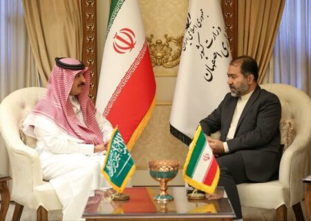 دیدار سفیر عربستان سعودی در ایران با استاندار اصفهان