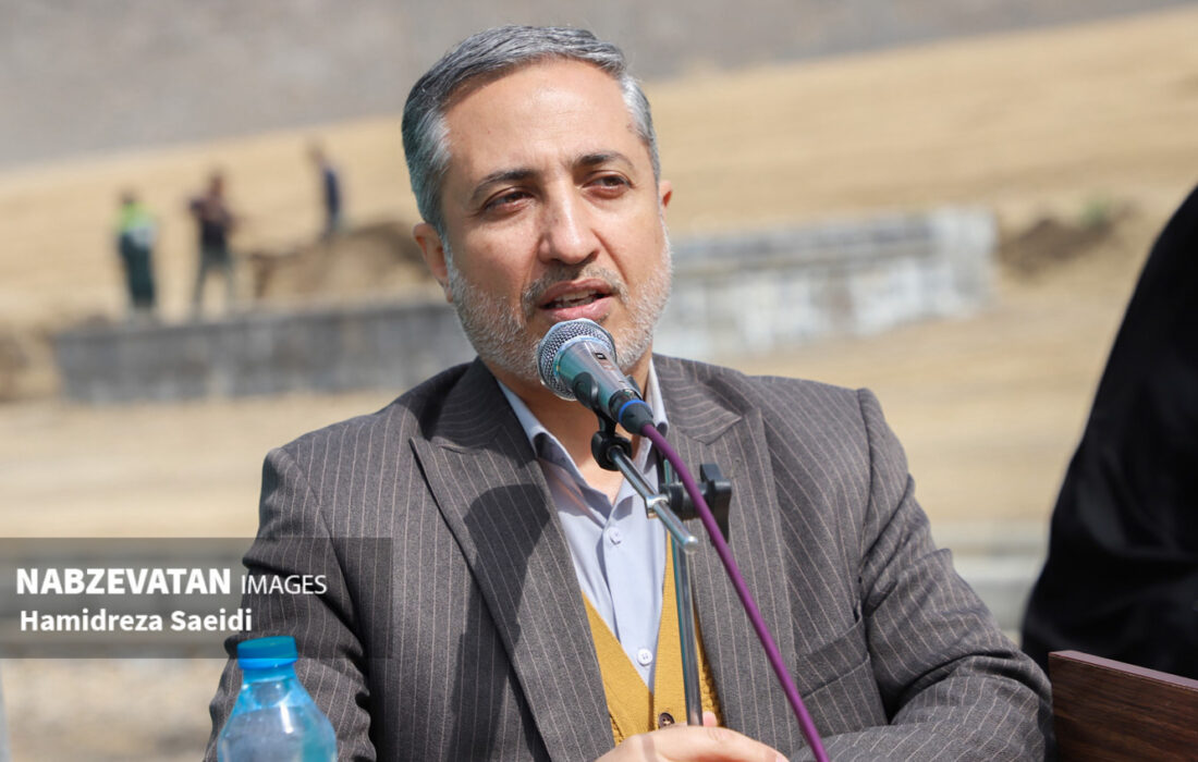 کاشت درخت مرهمی بر زخم‌های آلودگی در خطه طلایی ایران