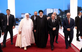 آیت‌الله رئیسی: آگاهی‌بخشی نسبت به فلسطین باید محور فعالیت مساجد در سرزمین‌های اسلامی باشد