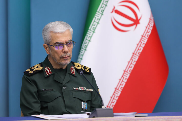 سرلشکر باقری: نیروهای مسلح همچون گذشته در کنار دولت خواهند بود