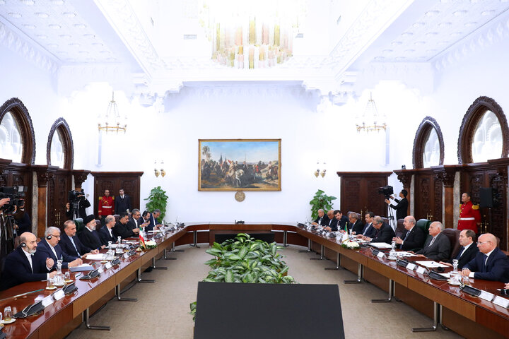 آیت الله رئیسی: سیاست منطقهای الجزایر برای ارتقای صلح و امنیت را مثبت میدانیم