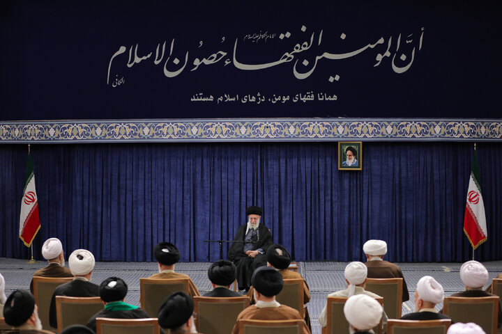 رهبر انقلاب: منتخبان مجلس خبرگان رهبری مراقب باشند کام ملت تلخ نشود