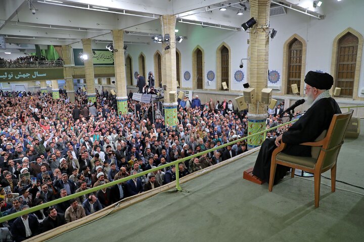 رهبر انقلاب اسلامی: برای موفقیت از مشارکت مردم به معنای واقعی کلمه استفاده شود