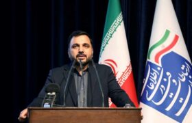 زارعپور: ۲۰ ماهواره در دست ساخت داریم